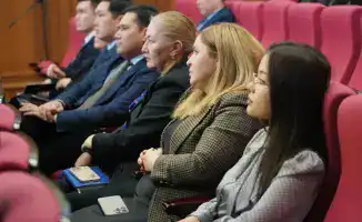 Обсуждение социальных гарантий госслужащих: как встречи с АО "ЕНПФ" влияют на профессиональную компетентность