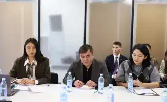 Обсуждение роли гражданского общества в конституционных изменениях: вовлечение населения и поддержка молодежи в Астане