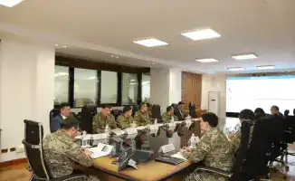 На заседании Межведомственной комиссии в МЧС обсудили готовность к паводкам 2026 года и меры по предотвращению падений детей из окон.