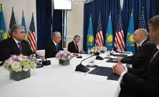 Токаев встретился с CEO Mars в Алматы