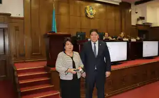 Докторанты АГУ при Президенте РК изучают международные практики официальной статистики