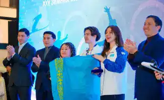 В Астане торжественно встретили олимпийских чемпионов Михаила Шайдорова и Софью Самоделкину после Олимпийских игр в Милане