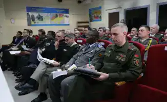 Брифинг для дипломатов: секреты казахстанской армии раскрыты!