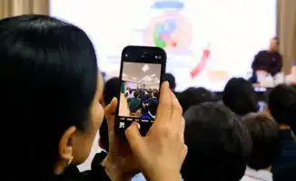 Силач вдохновляет подростков на выбор спорта в Астане