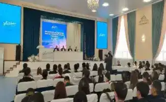 Обсуждение патриотизма и профилактики экстремизма среди студентов Казахстана