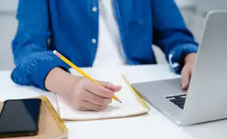 Астана: часть школьников перейдёт на дистанционное обучение 25 февраля