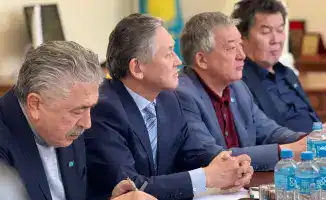 Конституция как компас: писатели Казахстана прокладывают путь к демократическим переменам