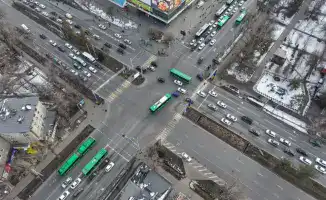 Изменение работы светофоров в Алматы: повышение безопасности пешеходов и улучшение транспортной пропускной способности