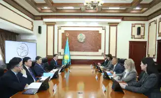 Встреча двух миров: Нурдаулет Килыбай и Рашед Мустафа Сарвар обсуждают будущее детей Казахстана