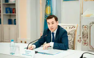 Обсуждение новой редакции Конституции представителями культуры в Астане