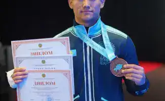 Туркестанские тяжелоатлеты завоевали 5 медалей на чемпионате РК в Шымкенте