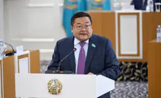 Проект новой Конституции Казахстана готов к референдуму, заявил депутат Айдос Сарым