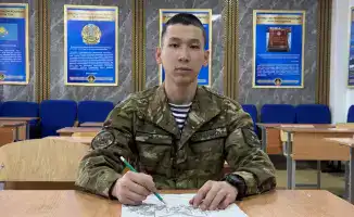 Творчество на службе: как картины матроса морской пехоты вдохновляют новое поколение казахов