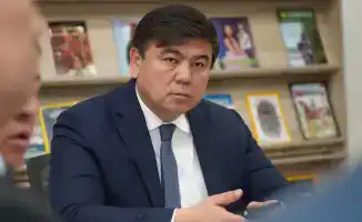 Первый заместитель акима Туркестанской области обсудил вопросы качества жизни граждан с международным акцентом на инфраструктурные проблемы.