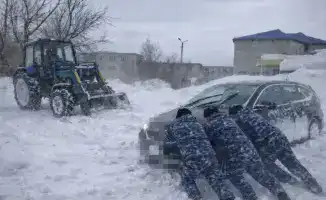Сотрудники женской колонии УИС области Абай продемонстрировали пример социальной ответственности, обеспечив безопасность жителя Павлодара в экстремальных условиях
