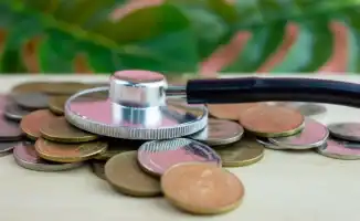 Токаев о мошенничестве в здравоохранении: социальные последствия и необходимость интеграции информационных систем