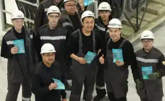 Работники завода Kia Qazaqstan поддерживают проект новой Конституции: встреча с Акимом Костанайской области Кумаром Аксакаловым