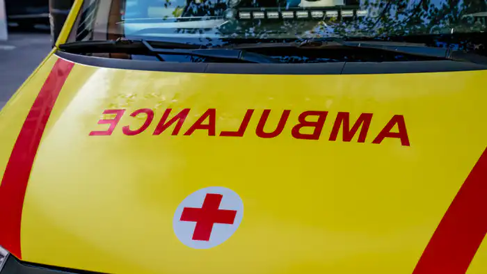 В Астане мужчина убил свою пожилую мать, вызвав скорую для сокрытия преступления Астане