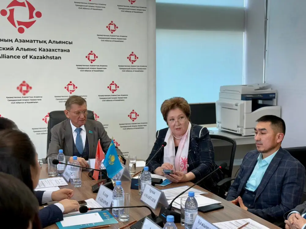 В День культуры и национальных традиций в Астане обсудили духовные ценности общества (4)