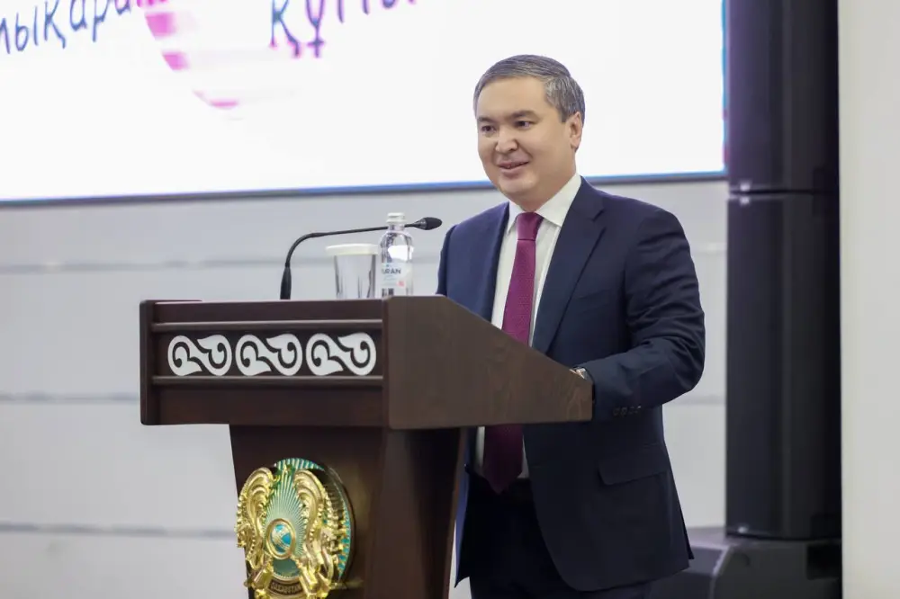 Женский коллектив Министерства: награды и признание к 8 марта Астане