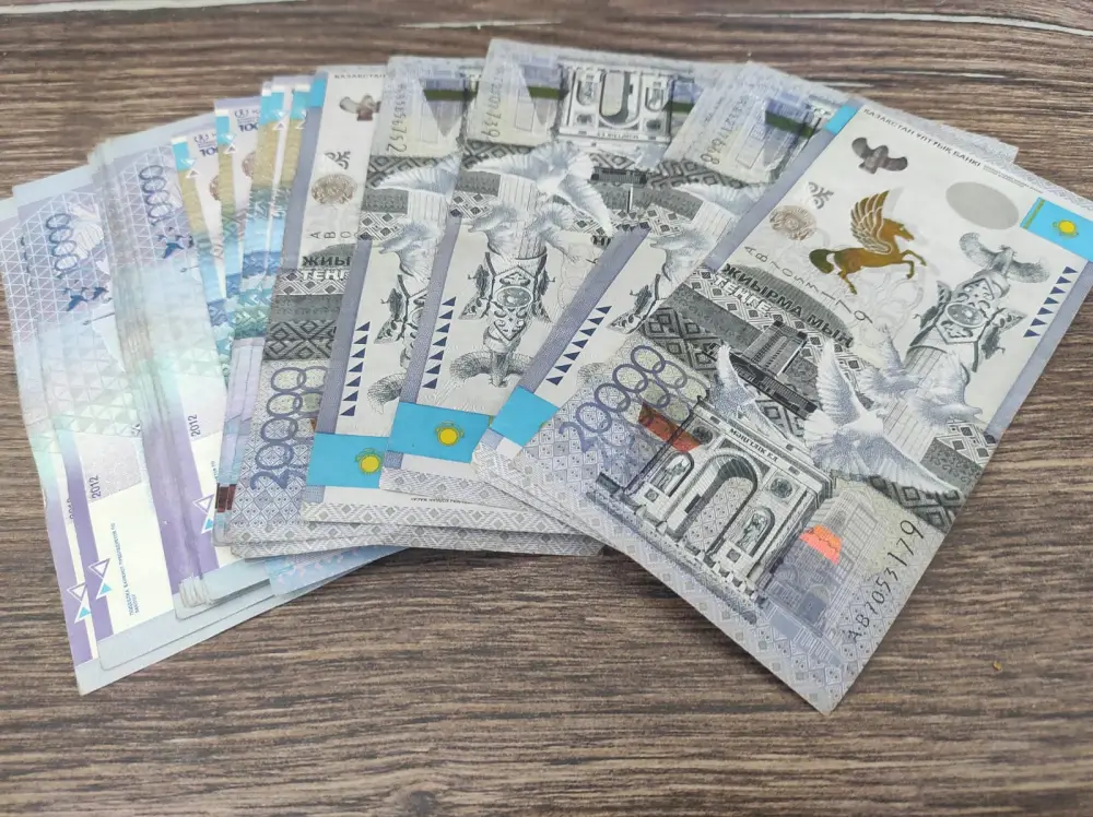 Поддержка многодетных матерей в ВКО к 8 Марта Астане