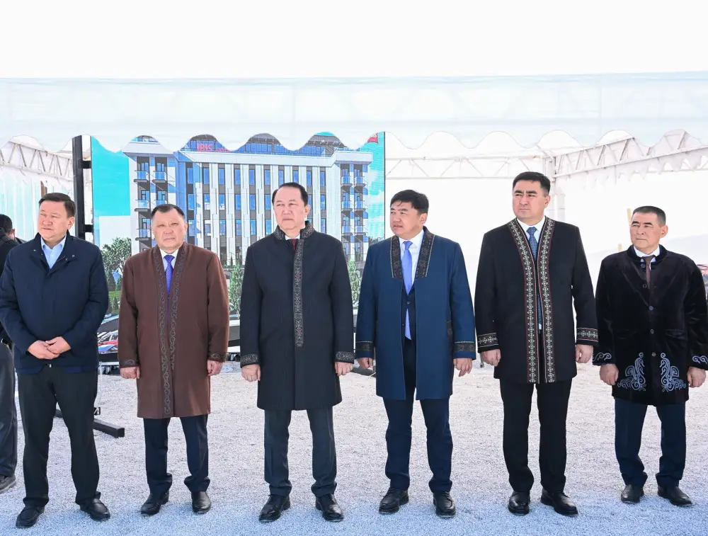 Заложена капсула строительства гостиницы IBIS в Кызылорде (9)