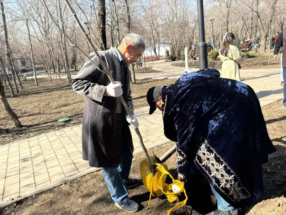 Наурыз в Алматы: 400 деревьев для новой жизни! Астане
