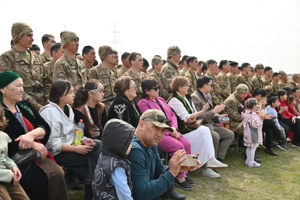Наурызнама: военнослужащие Вооруженных сил отметили День единства (4)