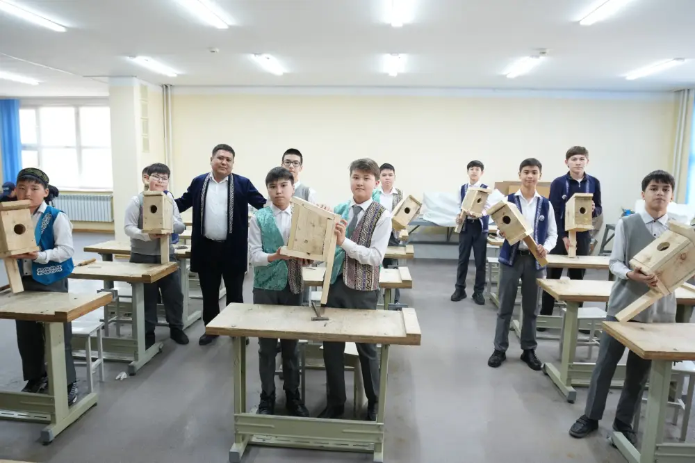 В Конаеве к празднику Наурыз прошла экологическая акция «Табиғат қанатында – Taza Life» (2)