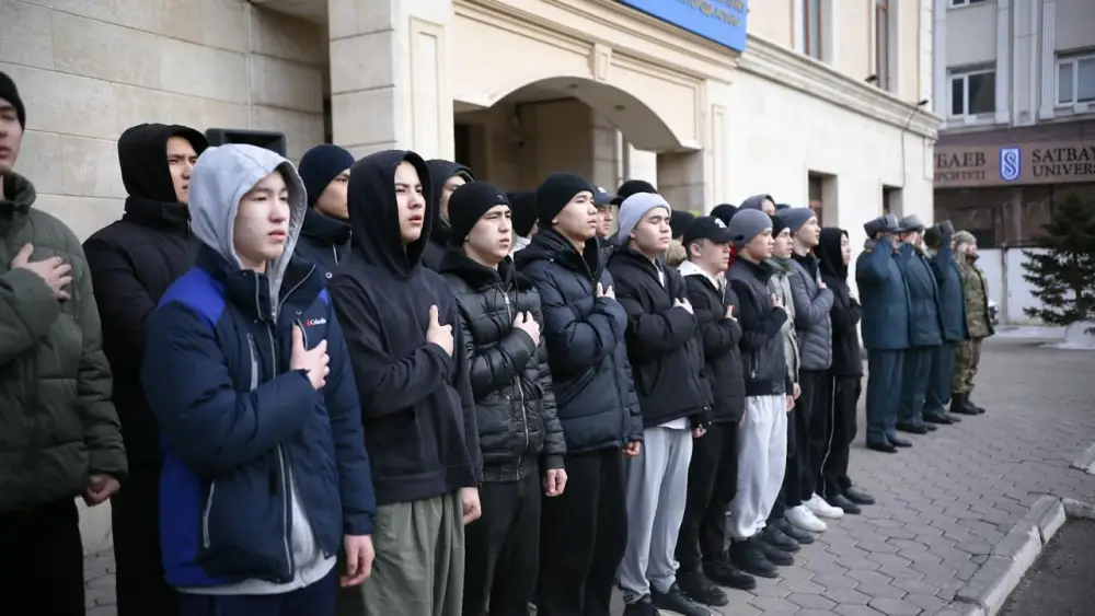 Первый весенний призыв новобранцев в Астане Астане