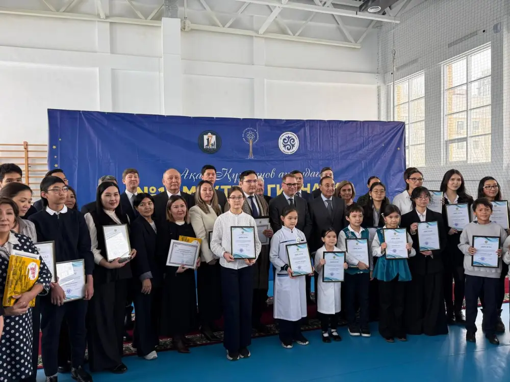 Водосбережение и сохранение озера Балхаш: более 328 тыс. школьников и студентов колледжей приняли участие в экочасе «Экономь воду – сохраняй будущее!» (3)