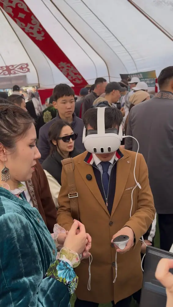 В Мангистау представили «умную юрту» (3)