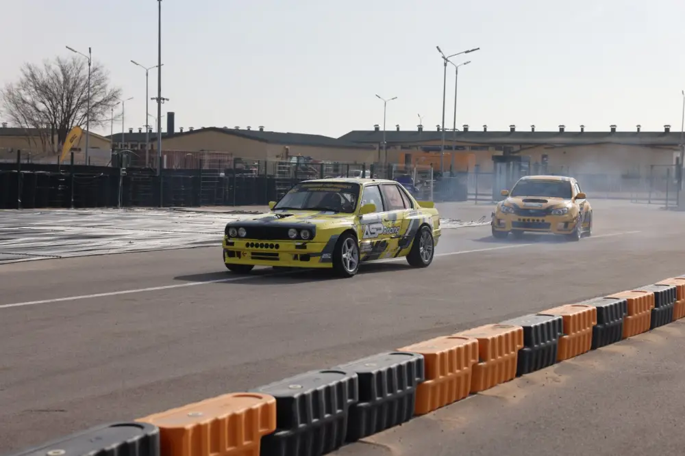 Дрифт-шоу в Конаеве: Праздник автоспорта и участие победителей в референдуме Астане