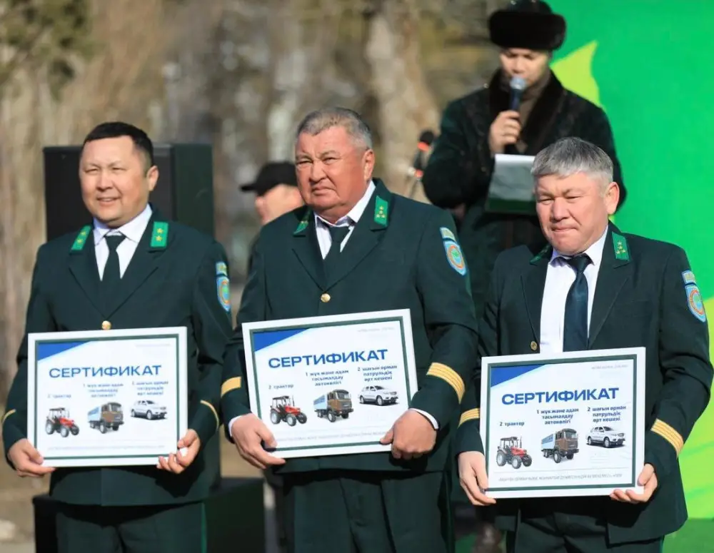 Лесным хозяйствам Актюбинской области передана новая техника (7)