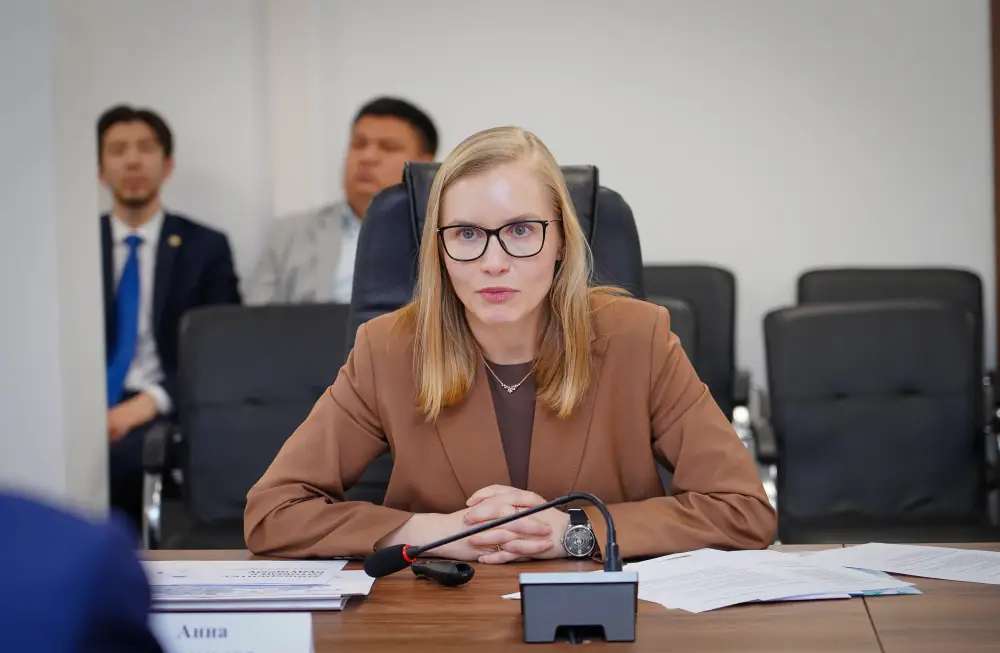 Встреча министра науки и высшего образования с Google о технологиях искусственного интеллекта в высшем образовании Астане