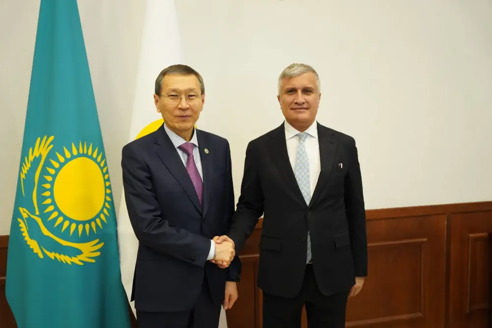 Встреча с международными наблюдателями: ключ к обеспечению прозрачности предстоящего референдума Астане