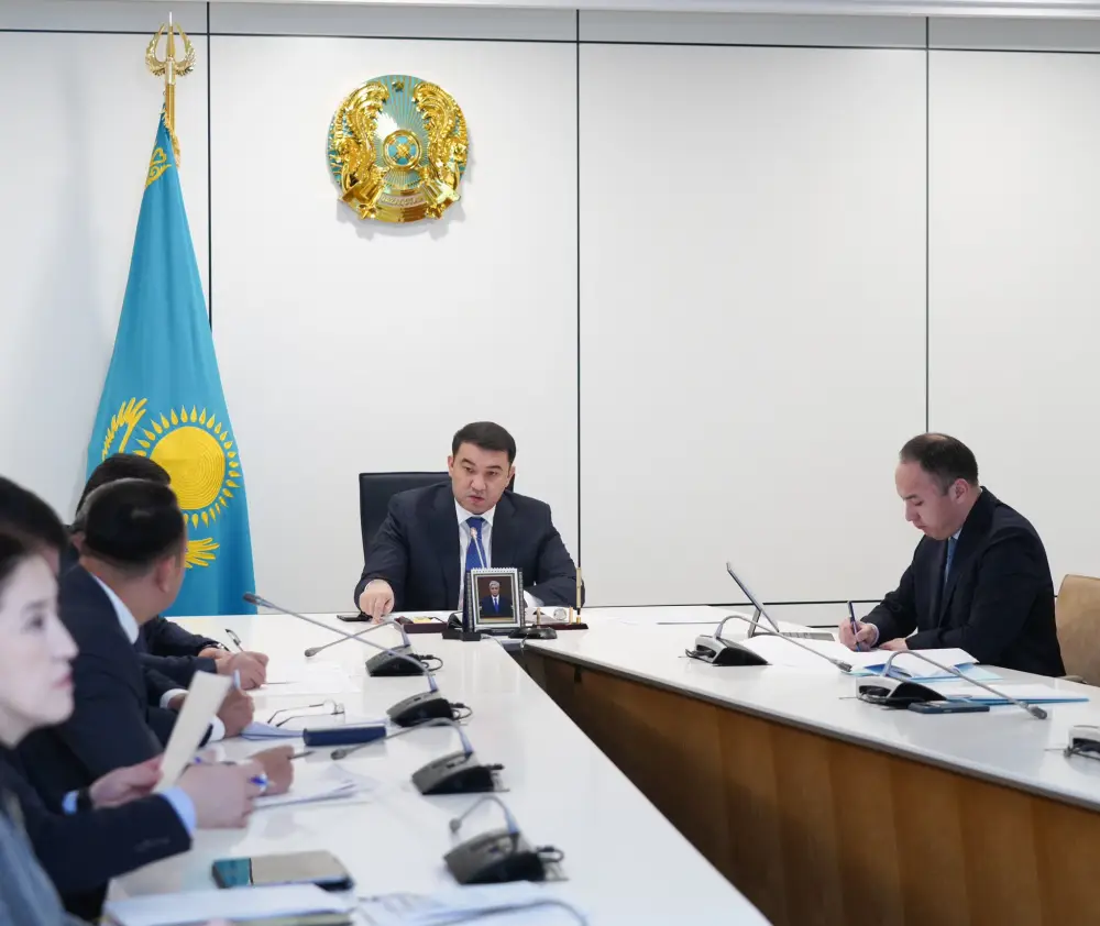 ТУРКЕСТАН: Аким области обсуждает меры по улучшению качества образования Астане