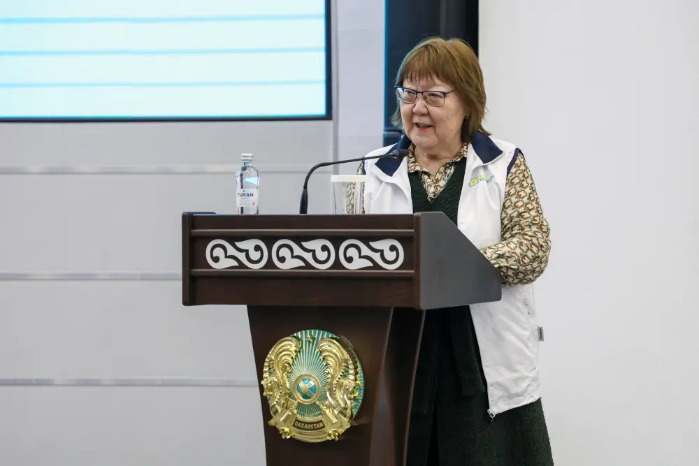 Обсуждение проекта новой Конституции Казахстана в контексте суверенитета и независимости на республиканском референдуме Астане