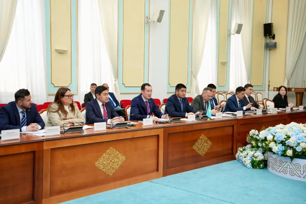 Казахстан и ЕС: Энергобезопасность, энергопереход, и транснациональные энергетические проекты Астане