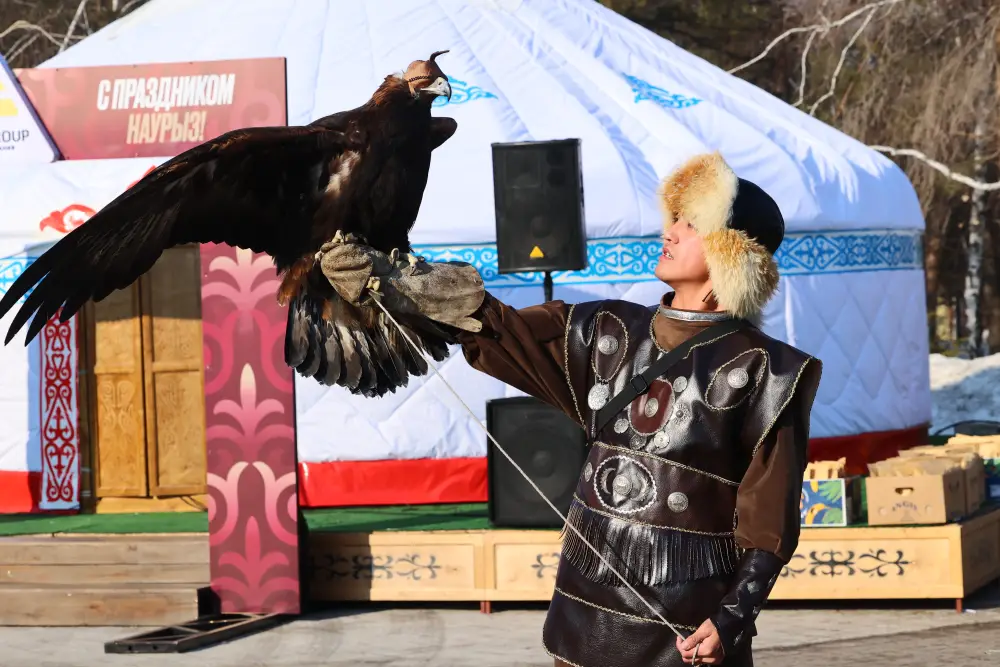 Аким Костанайской области Кумар Аксакалов подчеркивает важность единства и благополучия в поздравлении с Наурызом Астане