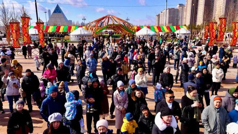 Культурное единство и традиции: дрон-шоу в Астане в рамках празднования Наурыза Астане