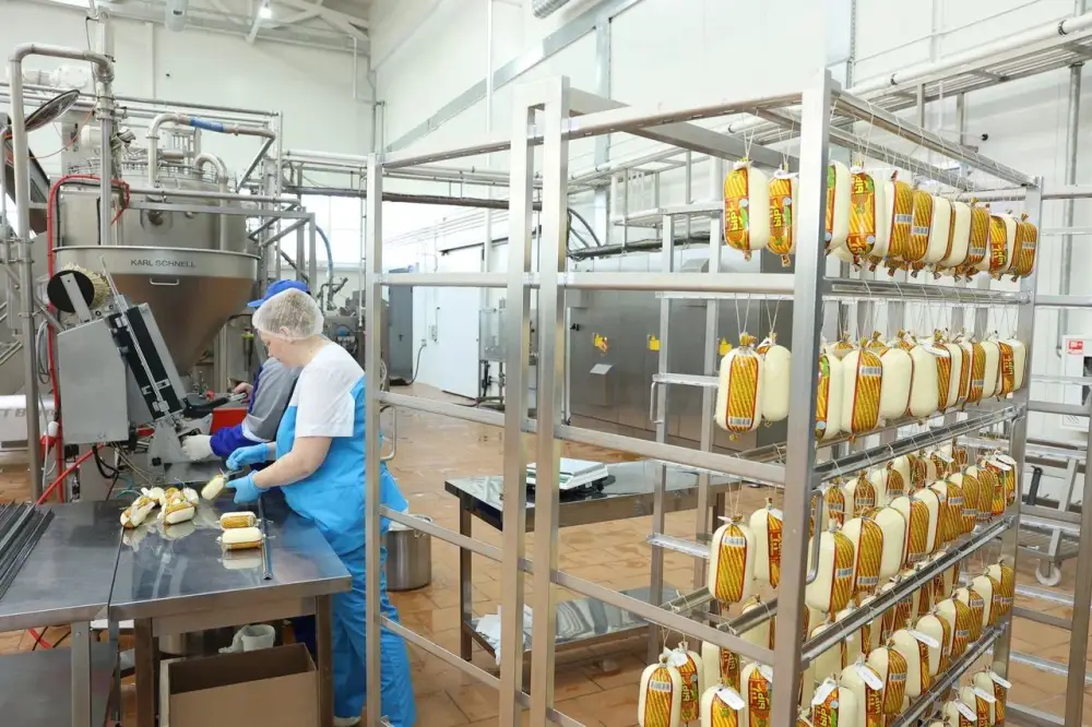 Айдарбек Сапаров проверяет реализацию инвестиционных проектов АПК в Костанайской области Астане