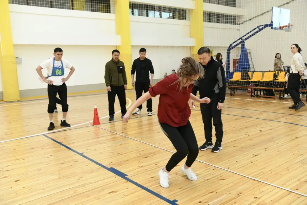 Семейные ценности на празднике Наурызнама: 45 семей участвуют в эстафете "Веселые старты-2026" в Астане Астане