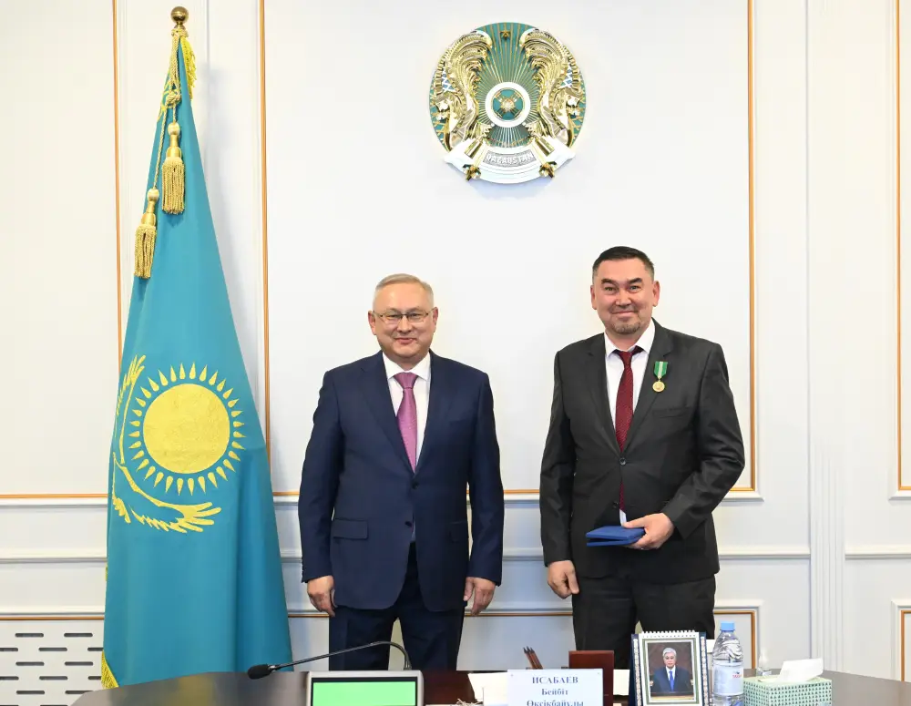 Ряд жителей области Жетісу награждены государственными наградами (6)