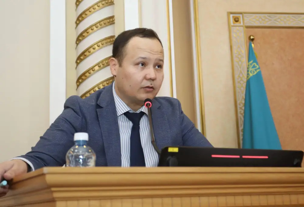 Аким Мангистауской области подчеркнул важность решений, принятых на внеочередной сессии маслихата Астане