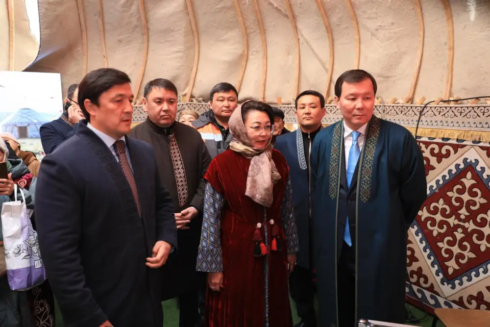 В Актобе открылась юрта с VR-экскурсиями, привлекающая внимание жителей и гостей города Астане