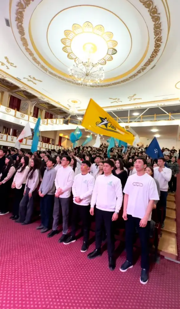 Молодёжь выбирает участие: в Алматы стартовала серия инициатив в поддержку референдума (3)