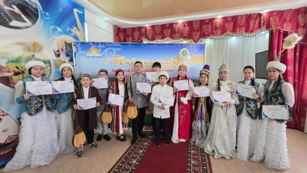 В Балхаше развивают традиции айтыса среди школьников Астане