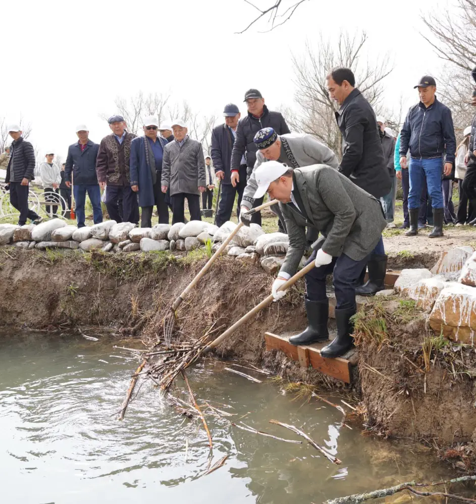 1500 участников объединились для очистки родников в Туркестанской области в рамках экозащитной акции «Мөлдір бұлақ» Астане
