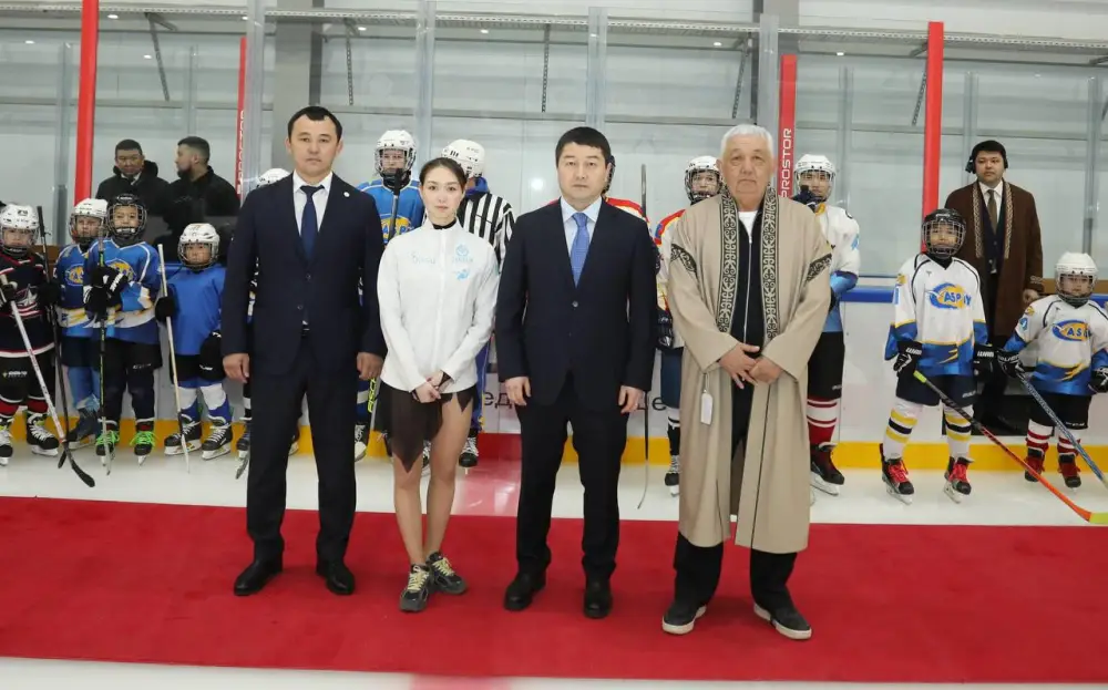 В Мангистауской области открылся ледовый дворец международного стандарта (9)